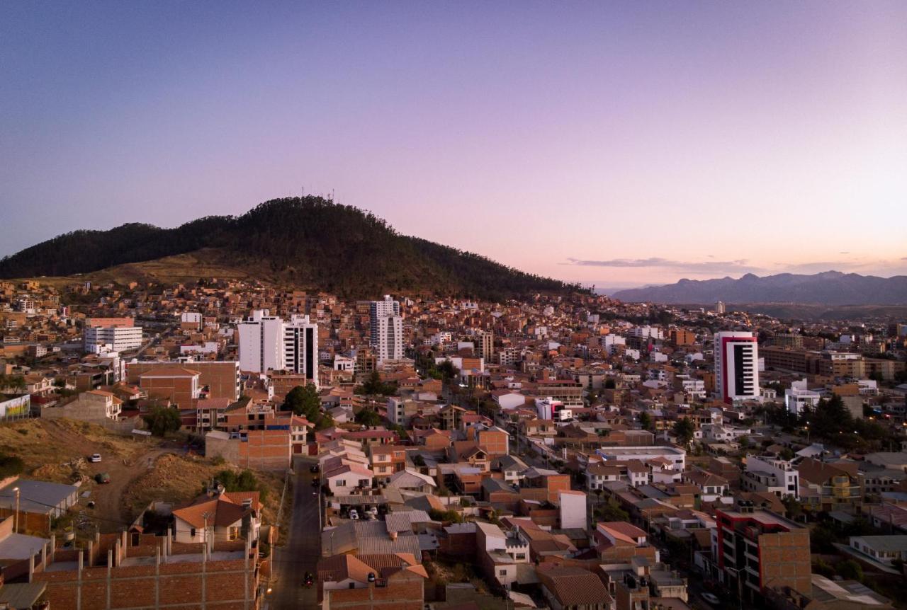 Monoambiente Con Vista Panoramica Apartment Sucre Bagian luar foto